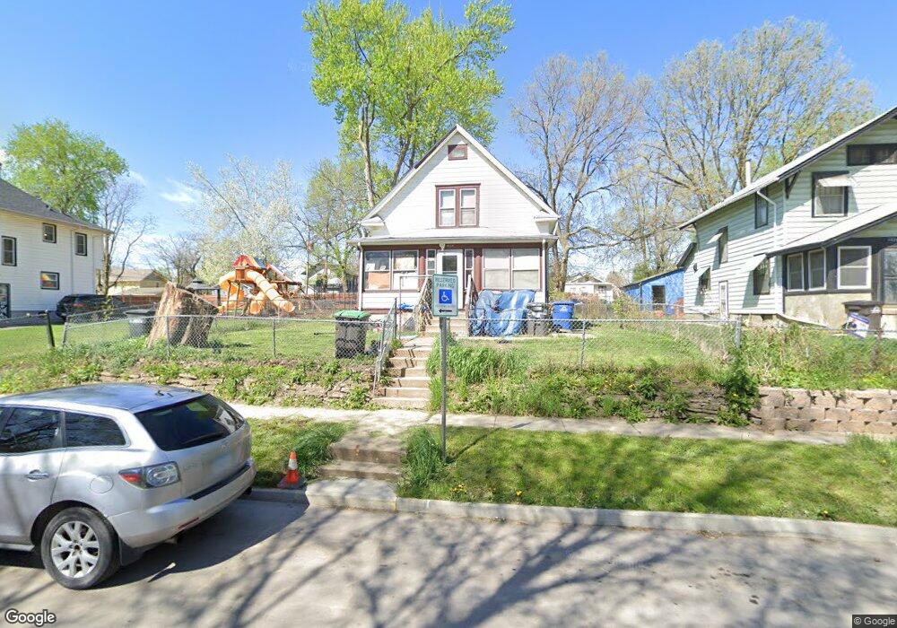 1524 18th St, Des Moines, IA 50314 - photo 1