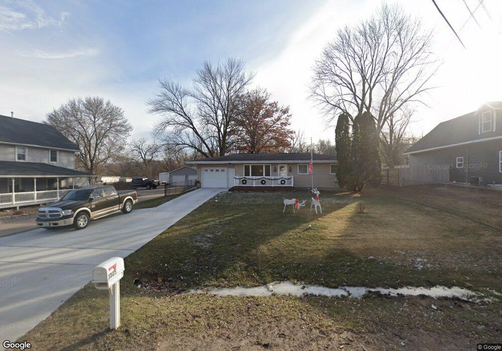 3805 F Ave NW, Cedar Rapids, IA 52405 - photo 1