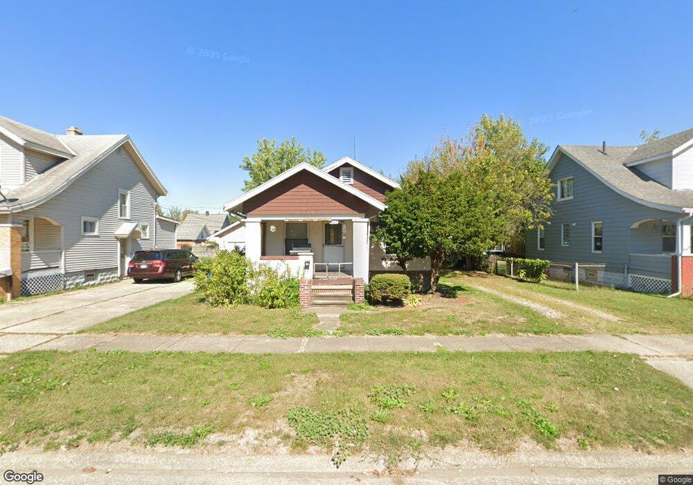 2417 E 32nd St, Lorain, OH 44055 - photo 1