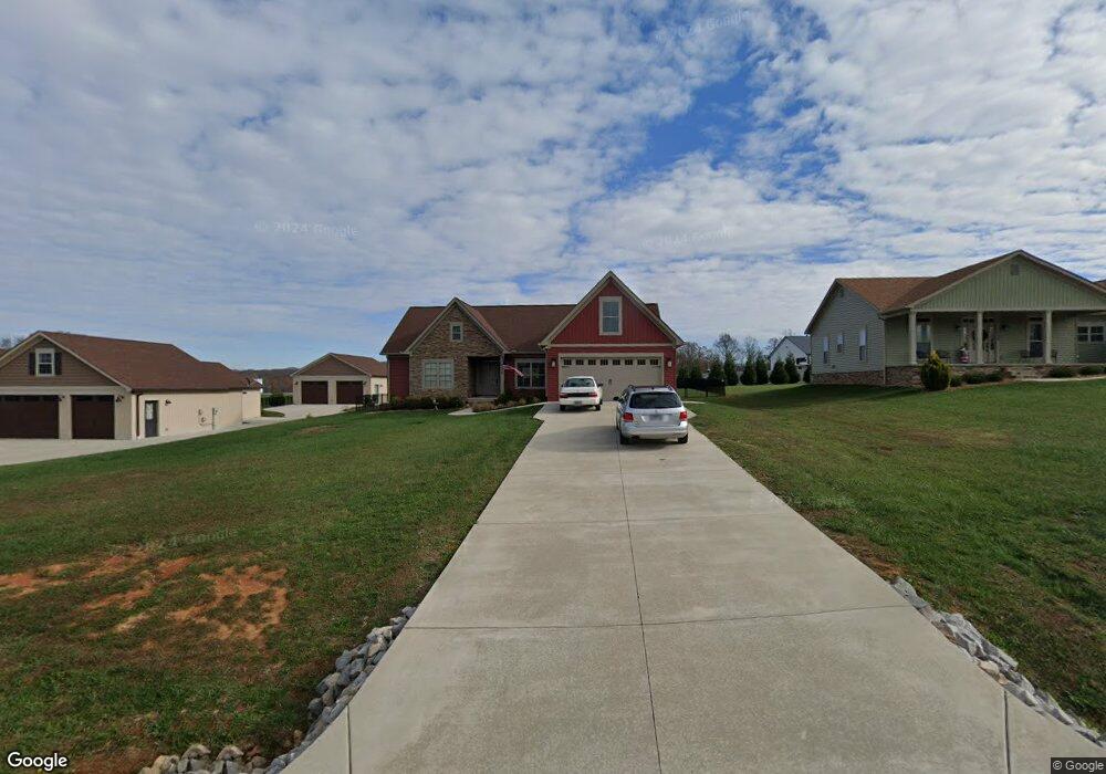 180 180 Crooked Creek Dr, Cookeville, TN 38506 - photo 1