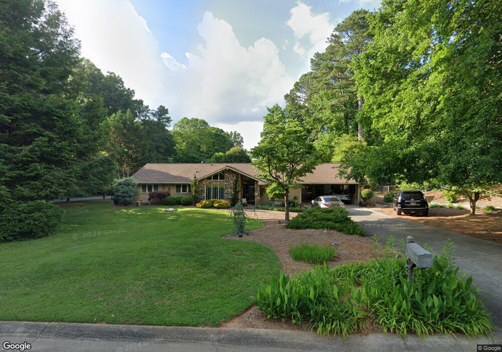 625 Oakstone Dr, Roswell, GA 30075 - photo 1