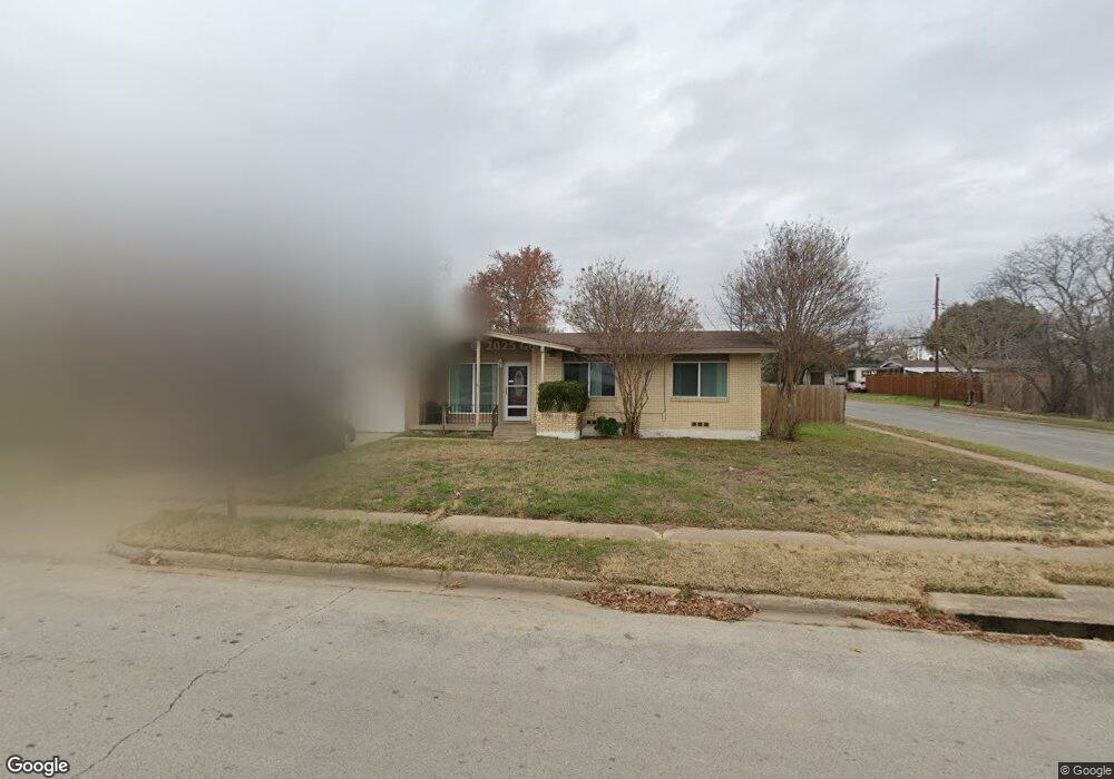 700 Pine St, Hurst, TX 76053 - photo 1