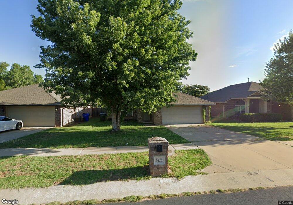 905 Eagle Cliff Dr, Norman, OK 73072 - photo 1