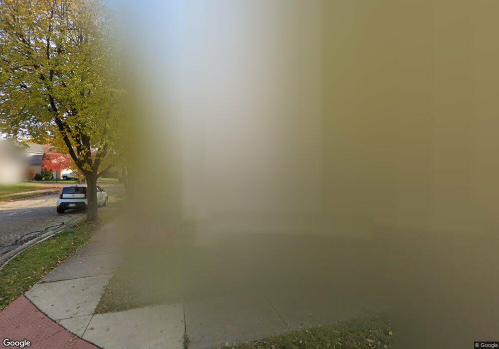 548 Grimes Ave, Naperville, IL 60565 - photo 1