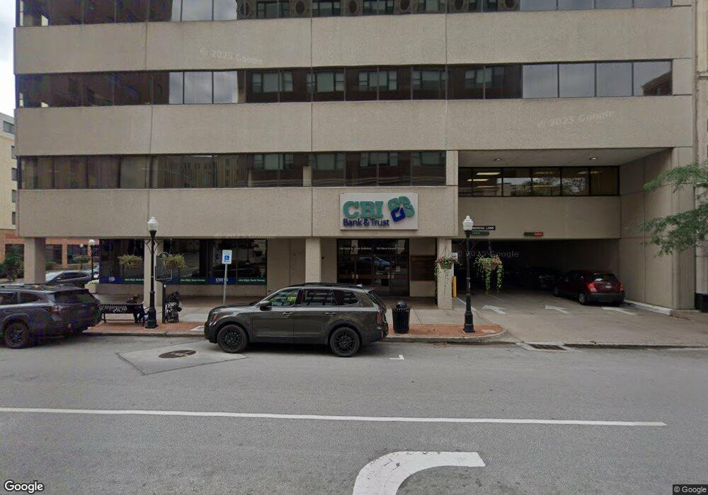 101 W 2nd St unit 202 & 301, Davenport, IA 52801 - photo 1