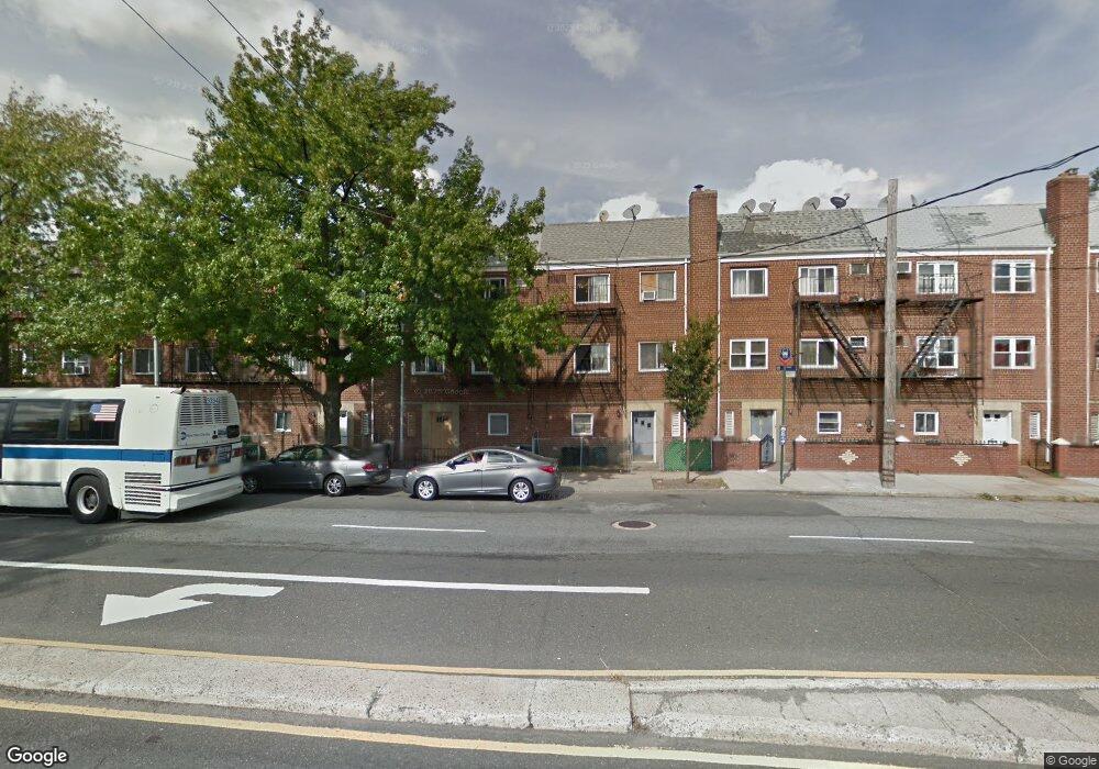 22407 Braddock Ave, Queens Village, NY 11428 - photo 1