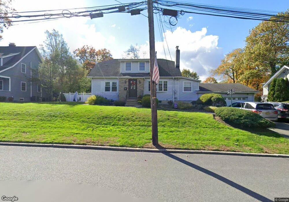 8 Glenview Rd, Caldwell, NJ 07006 - photo 1