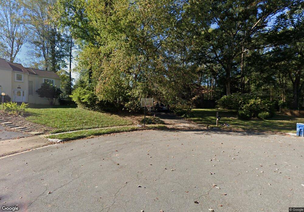 11810 Tree Fern Ct, Reston, VA 20191 - photo 1