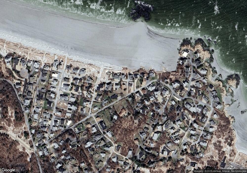 18 Bungalow Rd, Gloucester, MA 01930 - photo 1