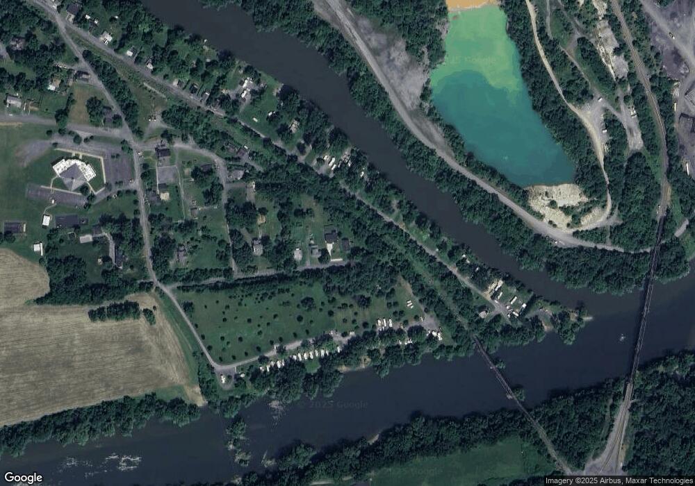 272 Riverside Dr, Front Royal, VA 22630 - photo 1