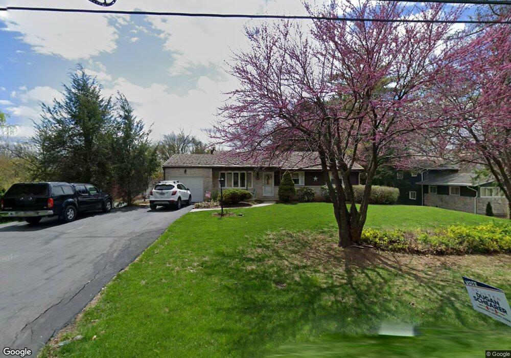 3412 Eisenbrown Rd, Reading, PA 19605 - photo 1