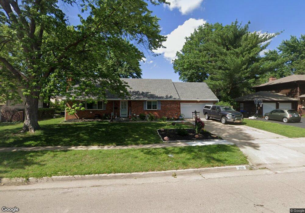 2112 SW 30th St, Topeka, KS 66611 - photo 1