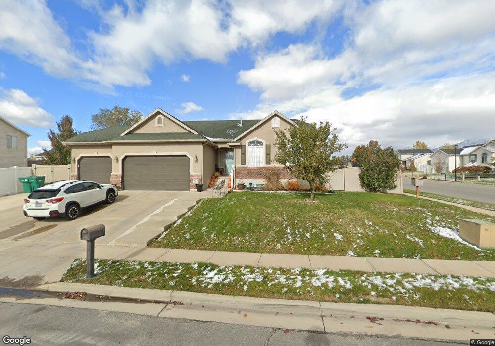 281 E 1525 N, Layton, UT 84041 - photo 1