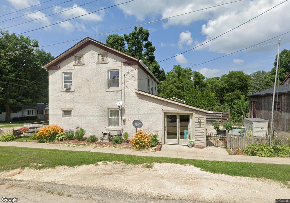 315 N Mills St, Cedarville, IL 61013 - photo 1