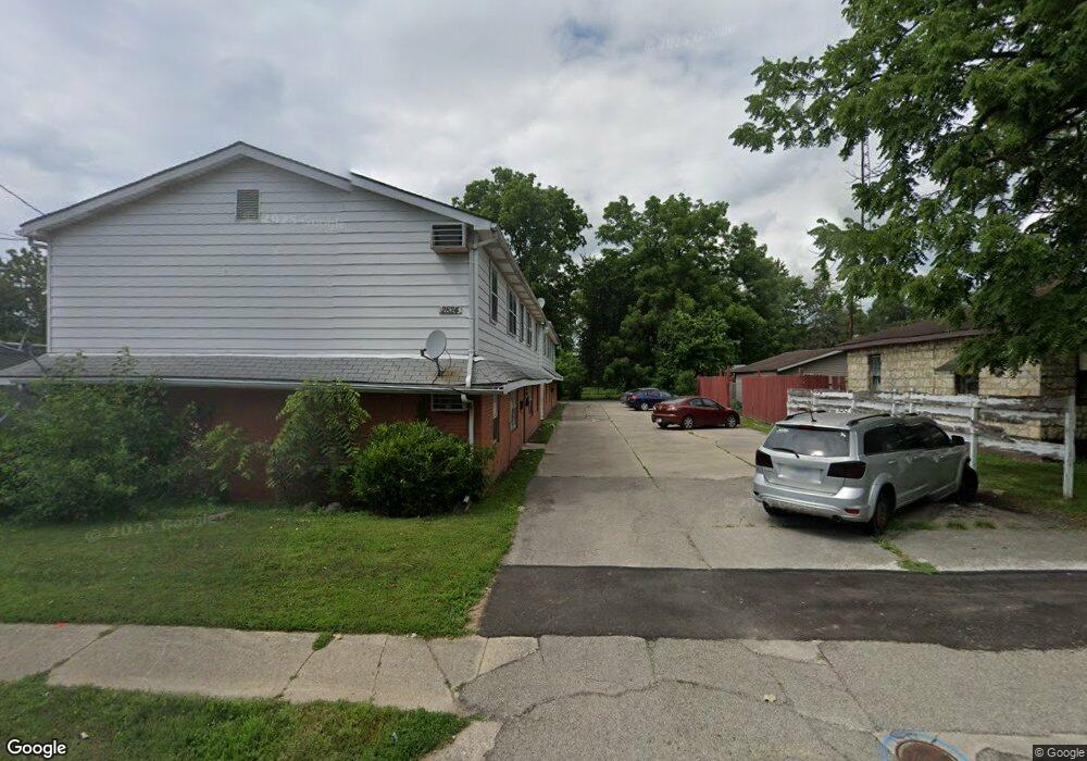 2824 E Memorial Dr, Muncie, IN 47302 - photo 1