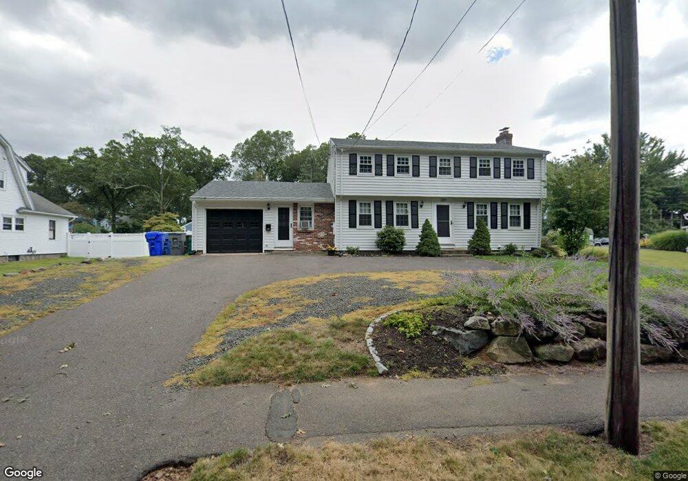 120 Middle Rd, Enfield, CT 06082 - photo 1