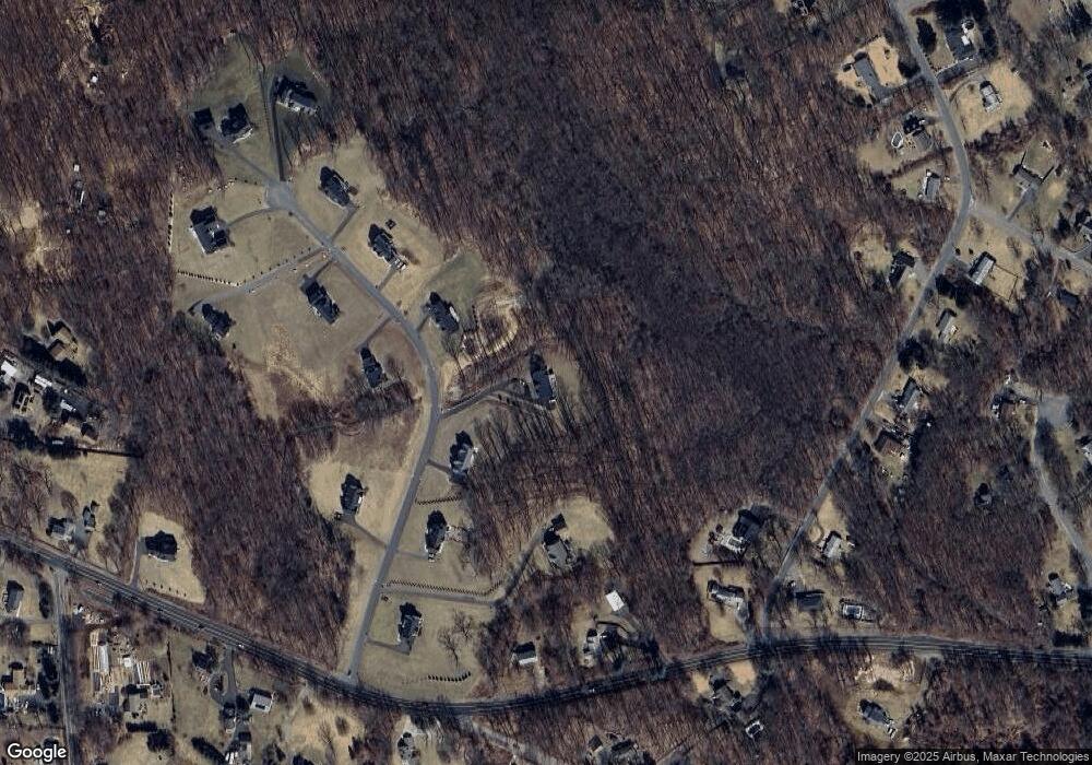 10 Holly, Newtown, CT 06842 - photo 1