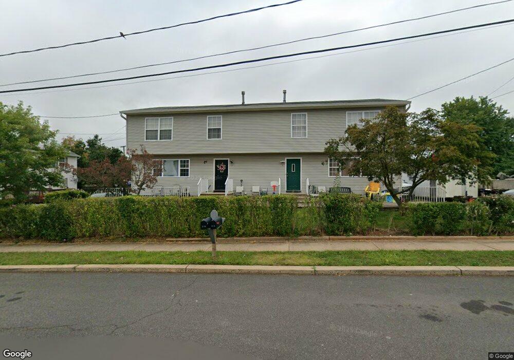 310 Lewis St, Somerset, NJ 08873 - photo 1