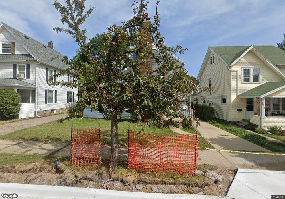 1004 W Barnes Ave, Lansing, MI 48910 - photo 1