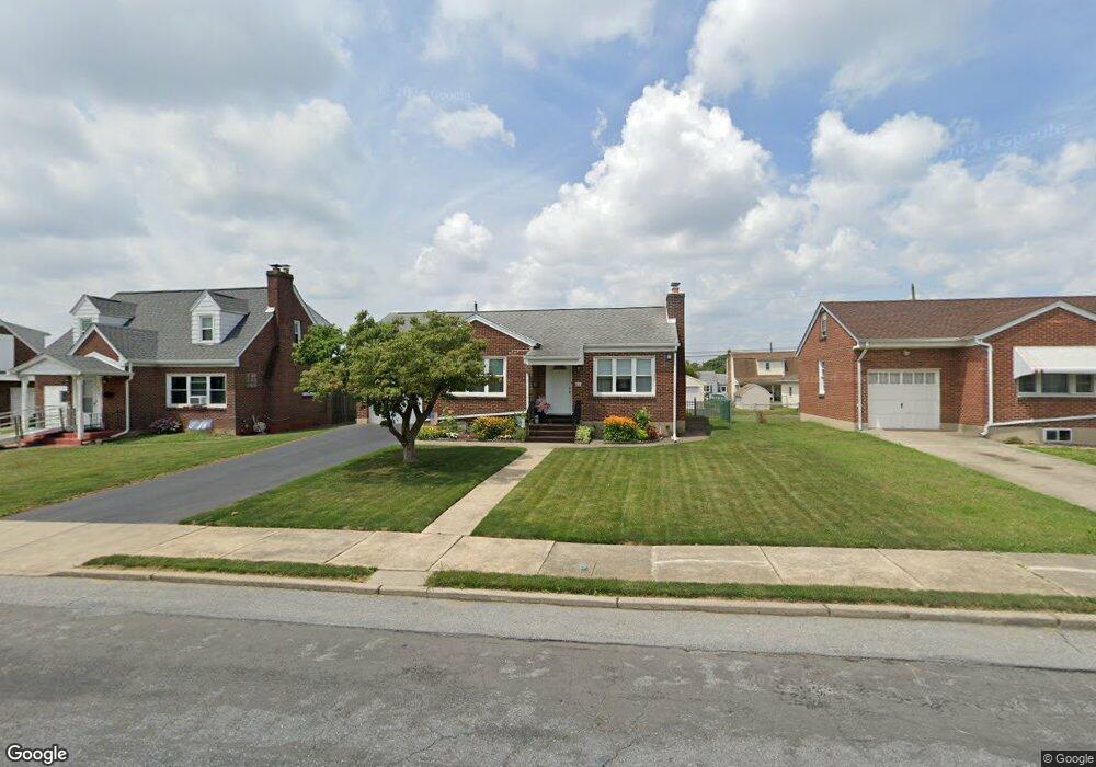 814 N Kiowa St, Allentown, PA 18109 - photo 1