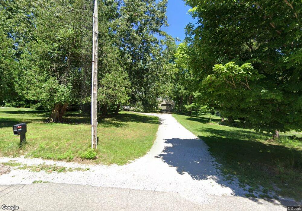 2111 E 800 N, La Porte, IN 46350 - photo 1