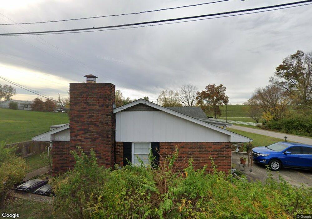 92 Cherry Grove Rd, Flemingsburg, KY 41041 - photo 1