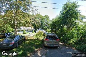 32 Glendon Rd, Falmouth, MA 02543