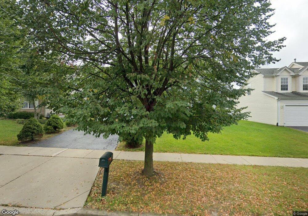 936 Cortney Dr, Carpentersville, IL 60110 - photo 1