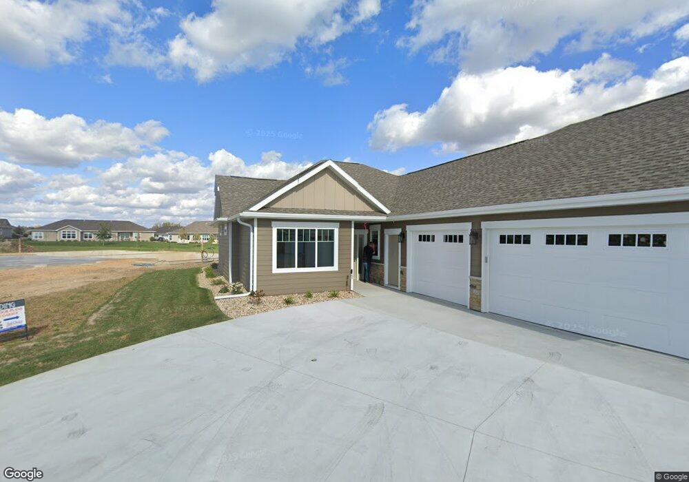 813 Sunflower Rd, Brookings, SD 57006 - photo 1