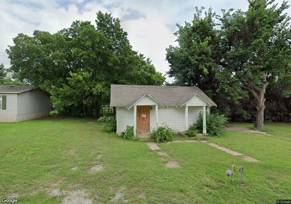 1136 Douglas St SE, Ardmore, OK 73401 - photo 1
