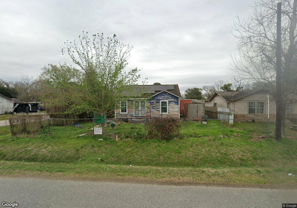 7620 Helmers St, Houston, TX 77022 - photo 1