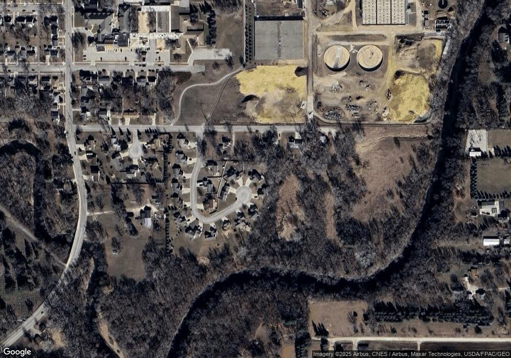 201 17th Place SW, Austin, MN 55912 - photo 1