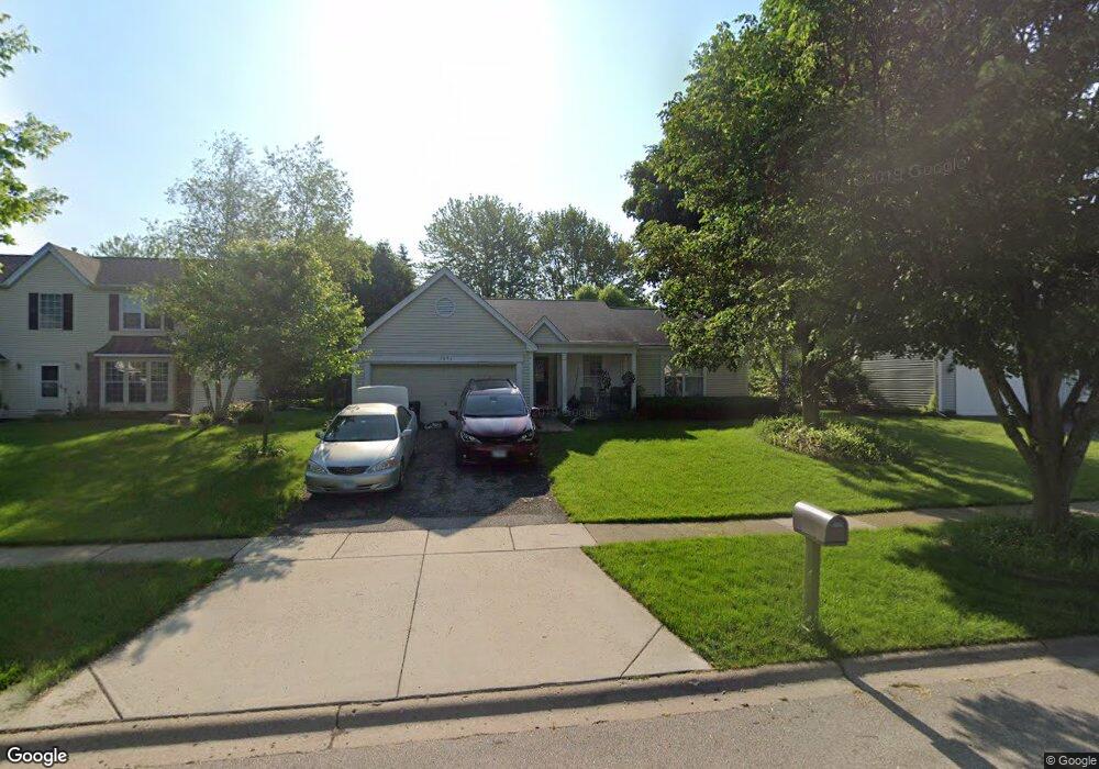 1251 Big Sur Pkwy, Algonquin, IL 60102 - photo 1