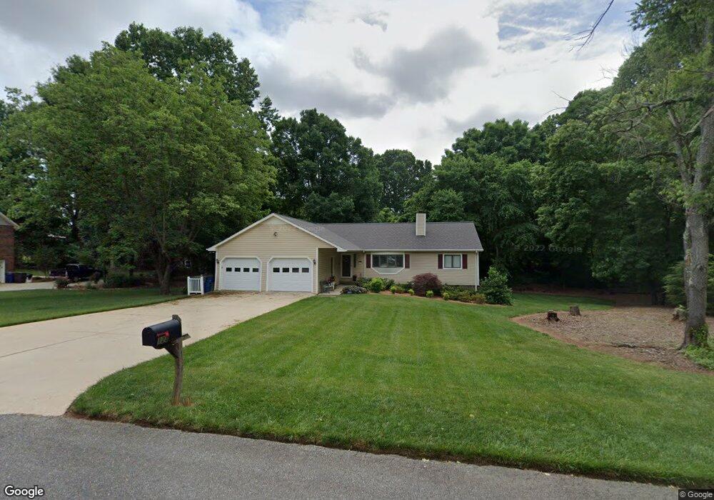 123 Eastwood Dr, Statesville, NC 28625 - photo 1