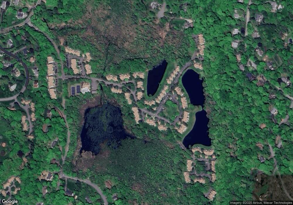 52 Rambling Brook Rd unit 52, Chappaqua, NY 10514 - photo 1