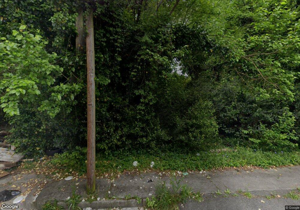 574 Elm St, Macon, GA 31211 - photo 1