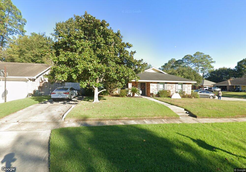 906 Liberty Ln, Slidell, LA 70458 - photo 1