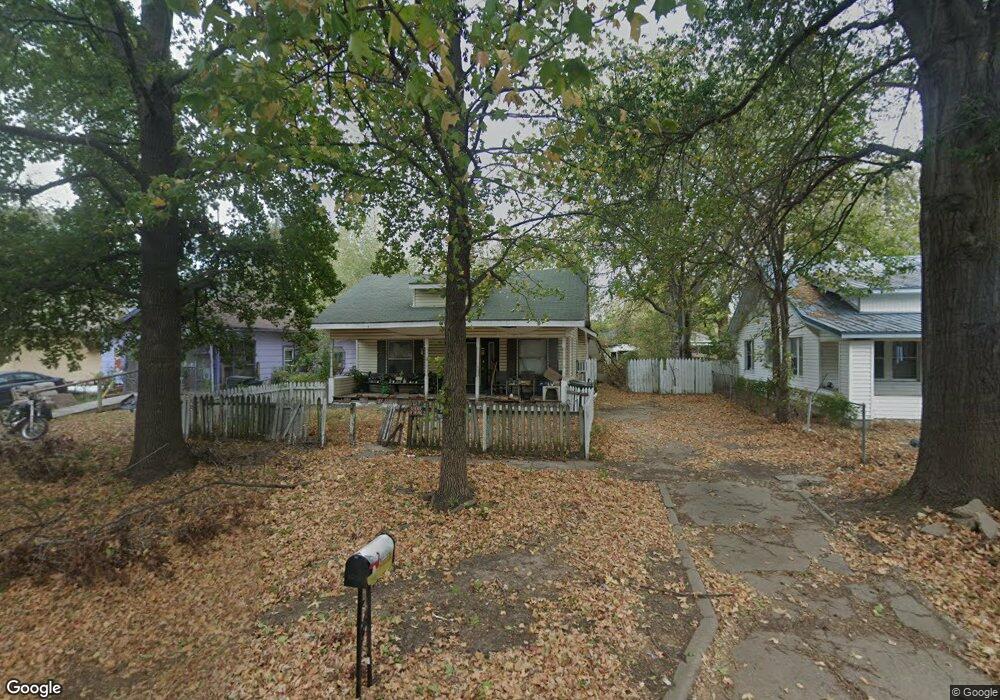 1019 W 8th St, Okmulgee, OK 74447 - photo 1