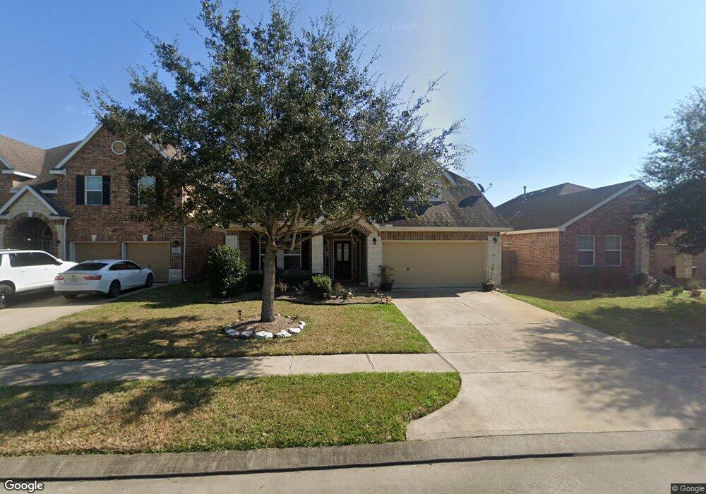 968 Jennifer St, Alvin, TX 77511 - photo 1