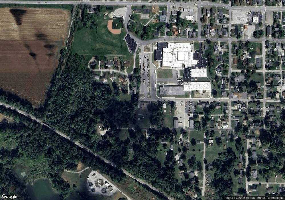 600 W South St, Bloomfield, IN 47424 - photo 1