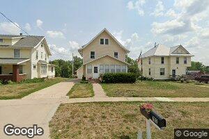 702 Broadway St, Springville, IA 52336