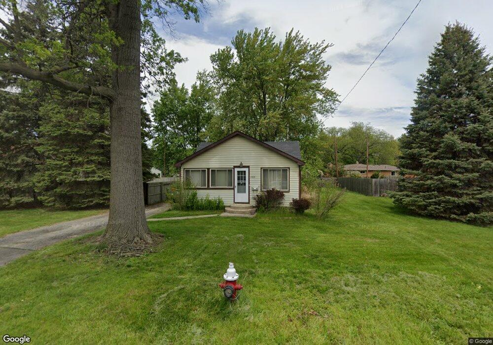 2302 Murray Dr, Toledo, OH 43613 - photo 1