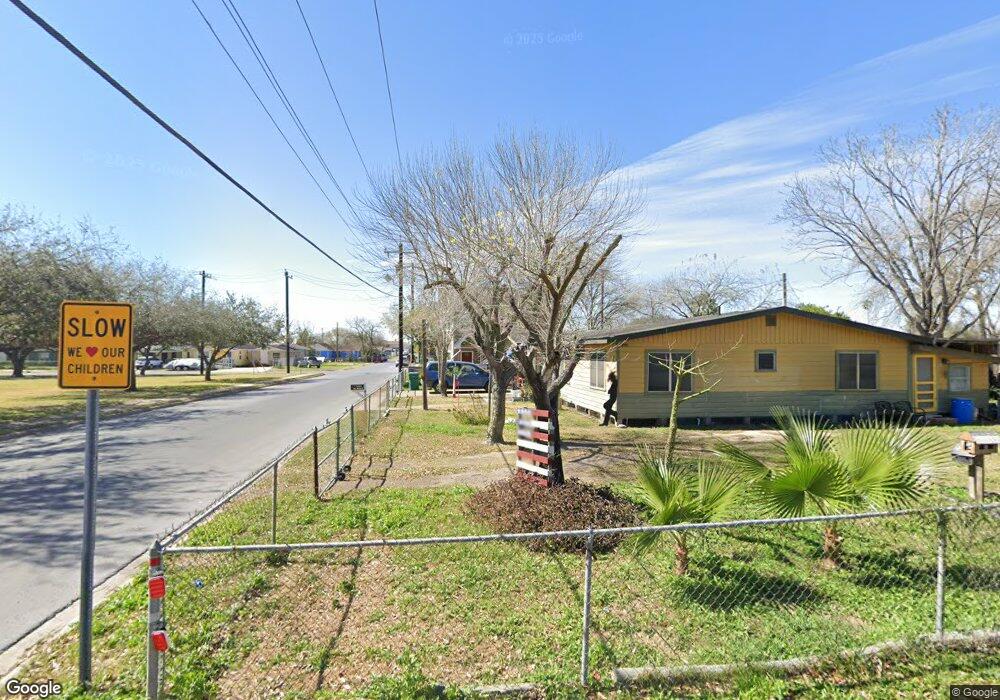 700 N Dahlia St, Pharr, TX 78577 - photo 1