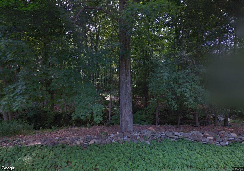 10 Beauiles Ln, Redding, CT 06896 - photo 1