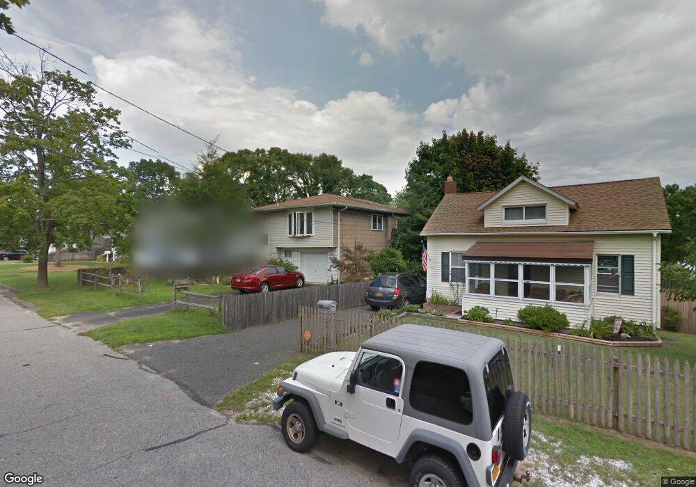 183 Wilson Blvd, Islip, NY 11751 - photo 1