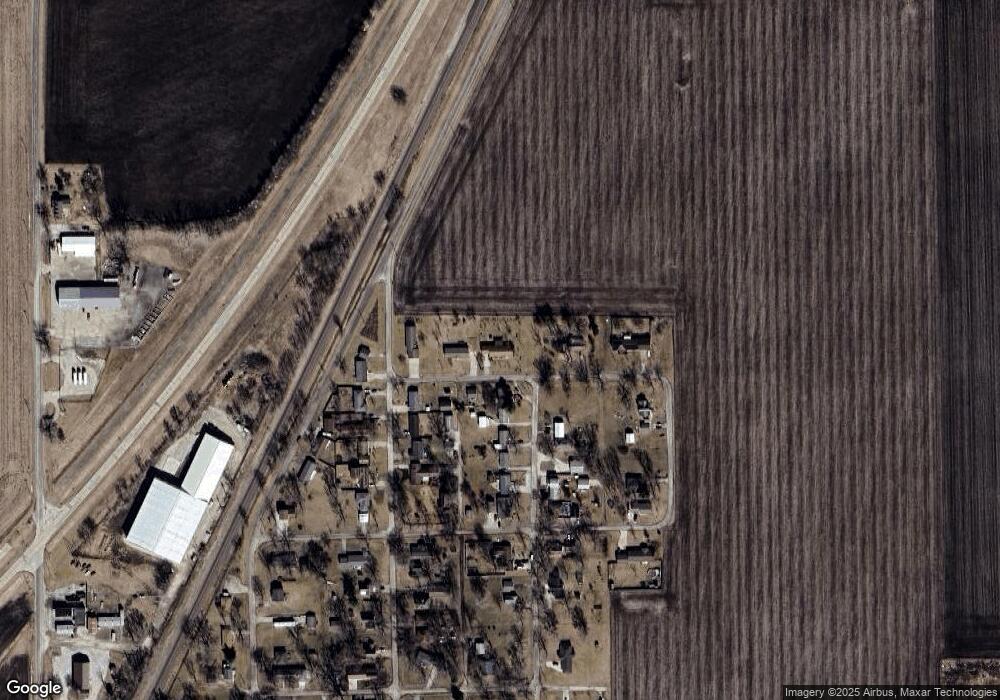 705 Masso St, Chenoa, IL 61726 - photo 1