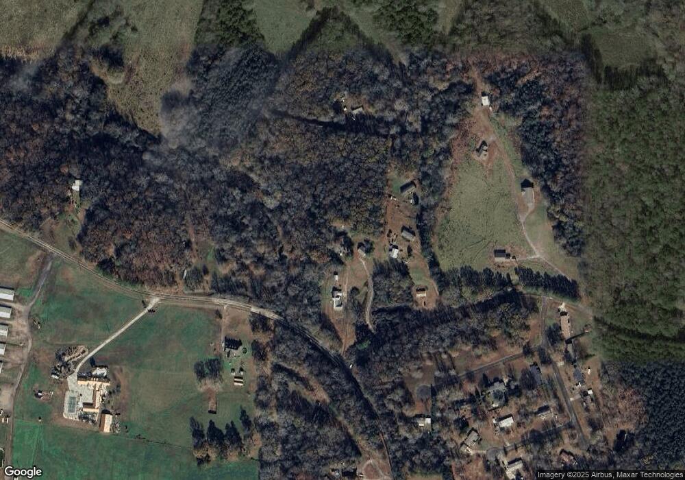 411 Red Barn Rd, Bowdon, GA 30108 - photo 1