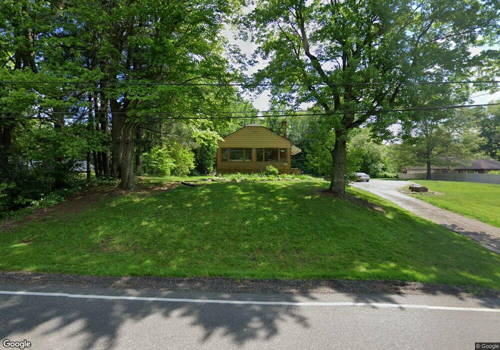 930 W Comet Rd, New Franklin, OH 44216 - photo 1