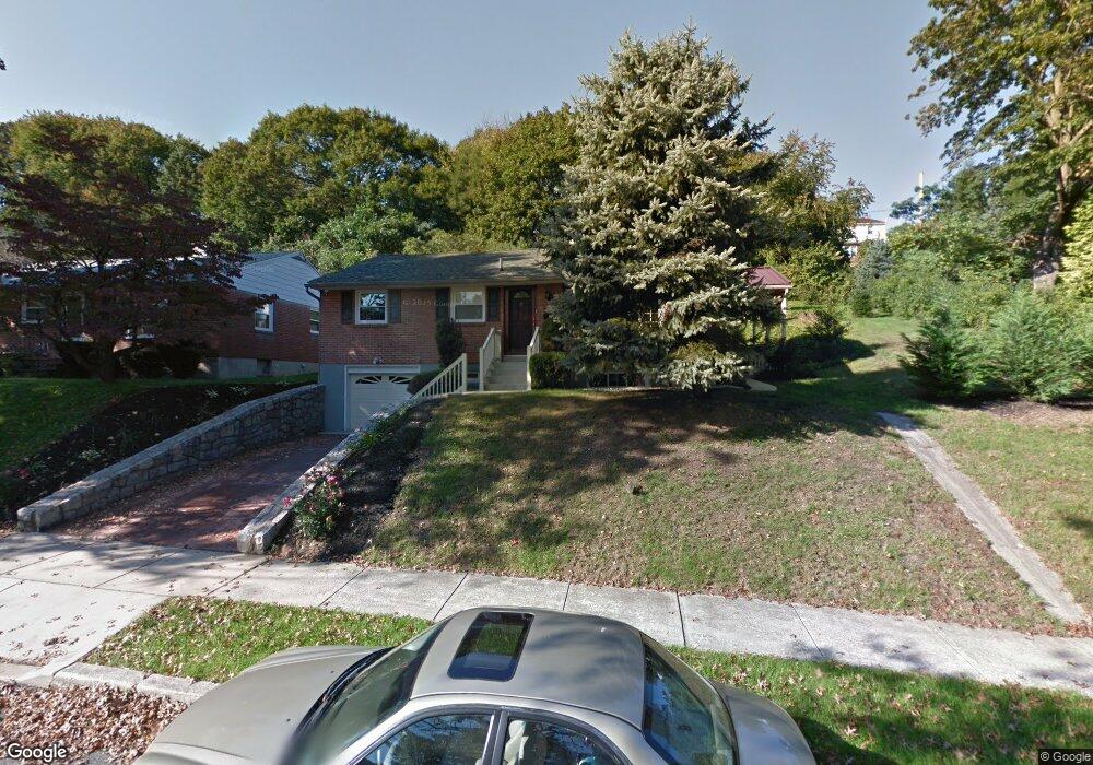 2401 Highland St, Reading, PA 19609 - photo 1