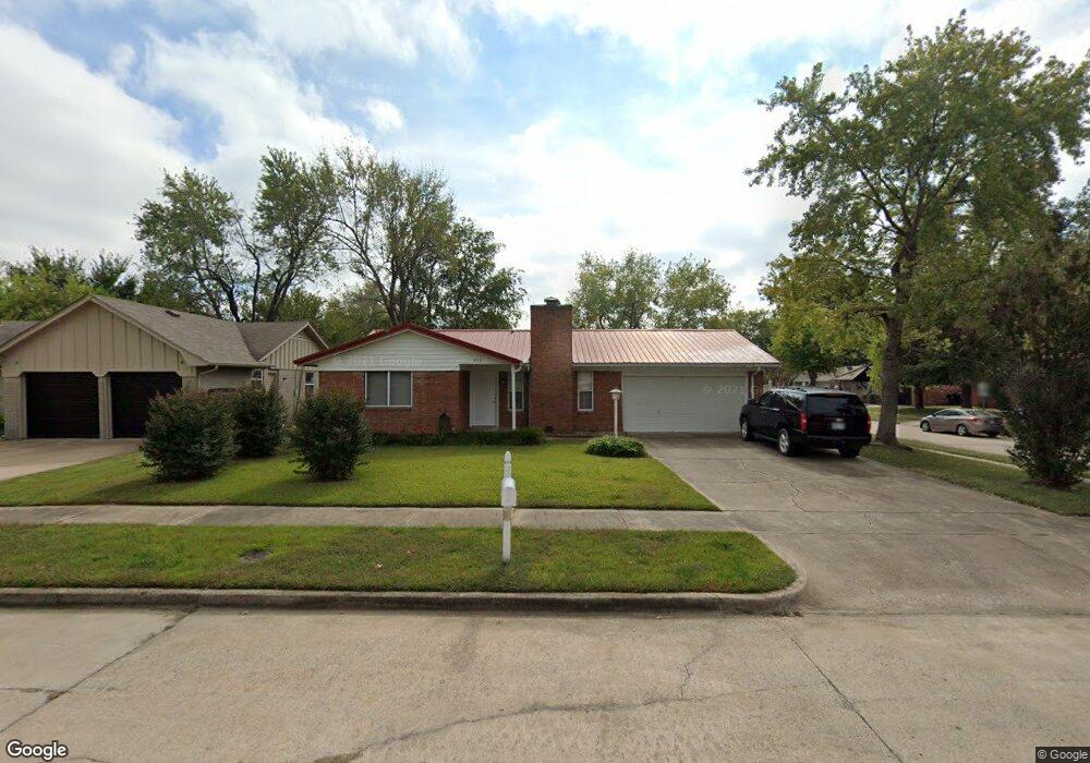937 W El Paso St, Broken Arrow, OK 74012 - photo 1